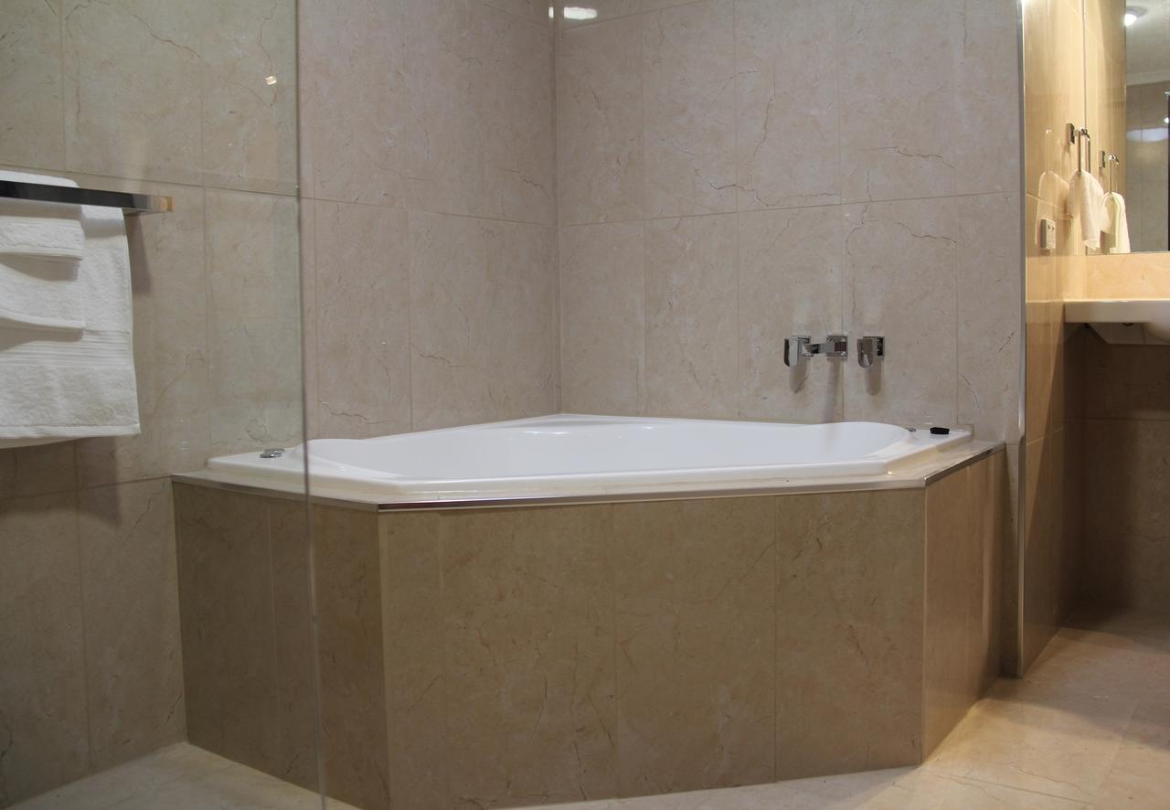 Lure Bed And Breakfast Норманвилль Экстерьер фото