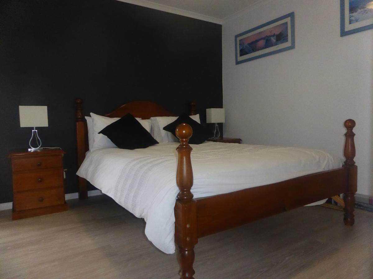 Lure Bed And Breakfast Норманвилль Экстерьер фото